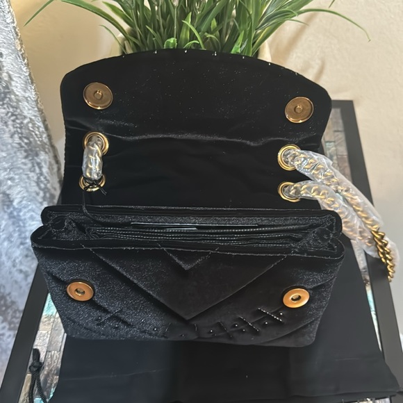 Kurt Geiger London Mini Kensington Eye Quilted Velvet Crossbody Bag - Picture 11 of 13